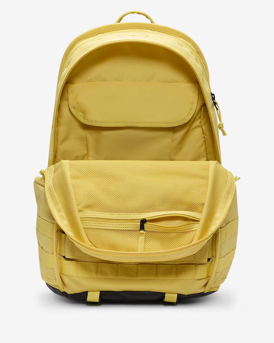 Nike SB RPM Backpack (Saturn Gold/Black/Summit White)