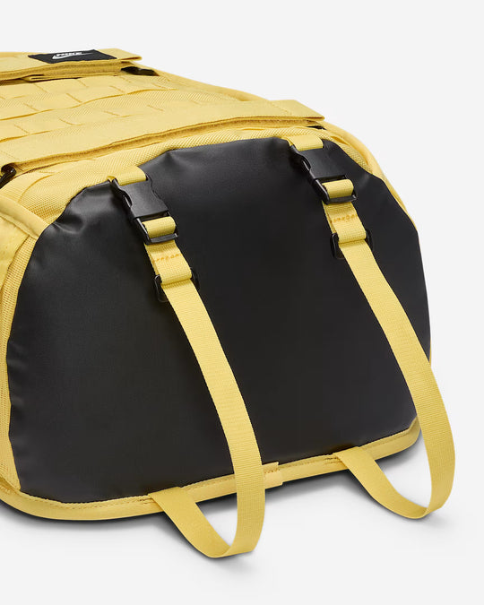 Nike SB RPM Backpack (Saturn Gold/Black/Summit White)