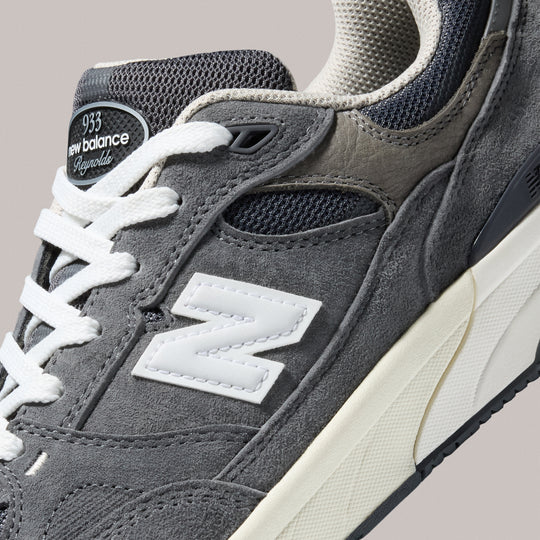 New Balance Andrew Reynolds 933 (Grey Day)