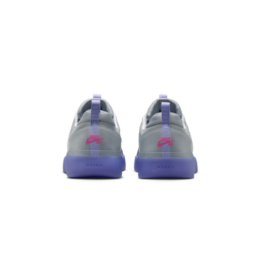 pink nike sb heel branding