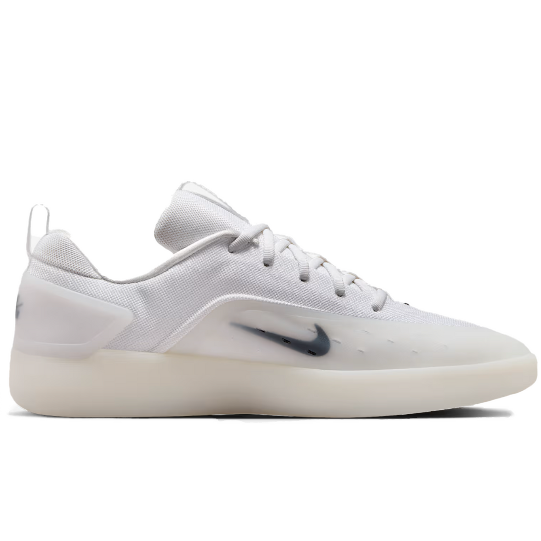 Nike SB Nyjah Zoom 4 (White/White/Black/Black)