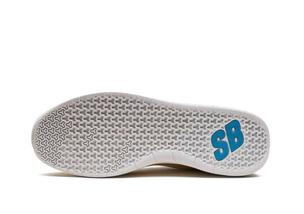 white tread sb branding sole