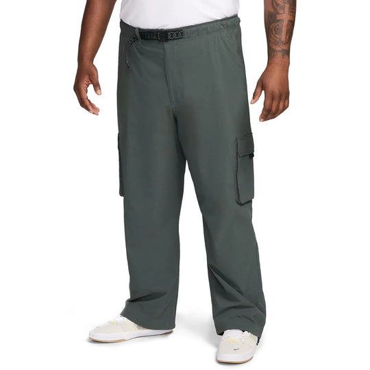 Nike SB Kearny Cargo Pants (Vintage Green)