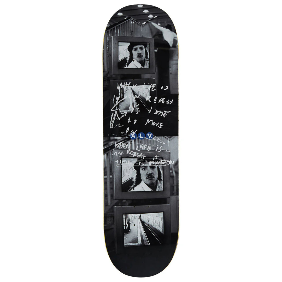Polar Skate Co. Markisches Museum Deck