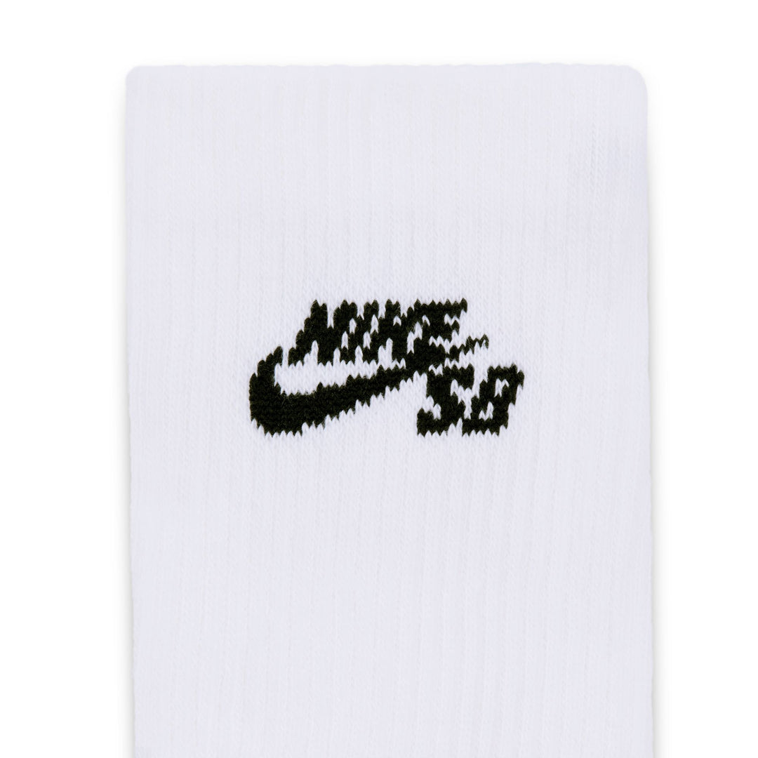 Nike SB Everyday Elevated White Skate Socks (3 Pairs)