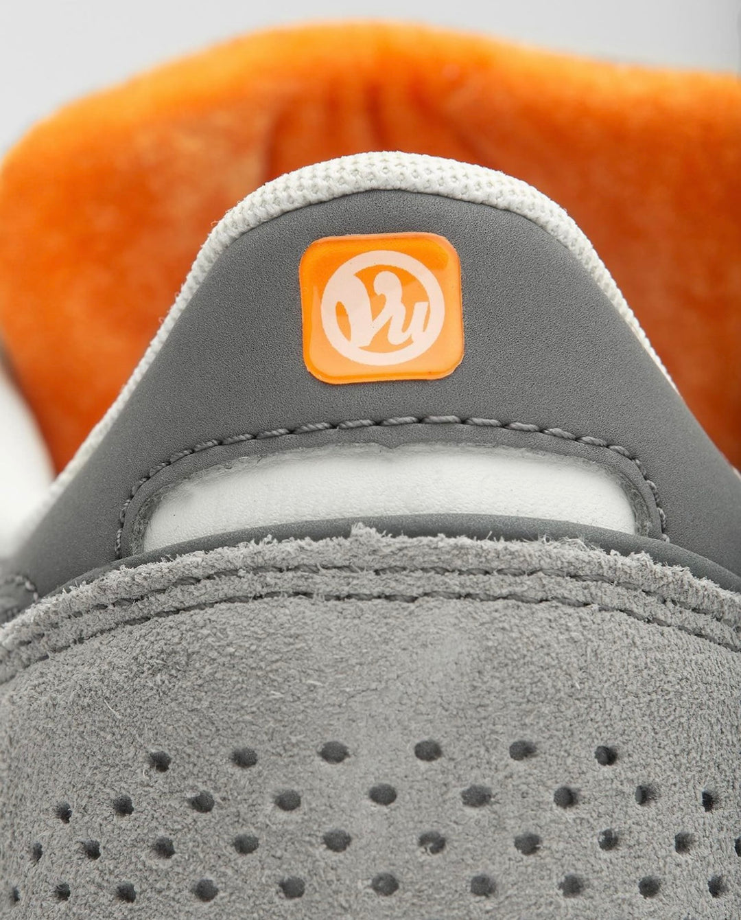 New Balance 440 V2 X Vu Skateshop (Grey/Orange)