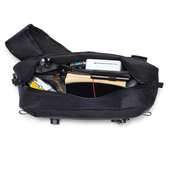 Chrome Industries Mini Kadet WP Sling Bag (BLACK)
