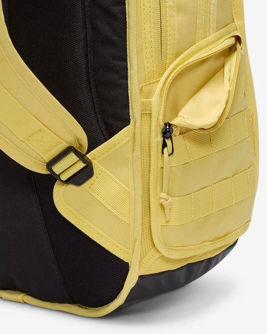 Nike SB RPM Backpack (Saturn Gold/Black/Summit White)