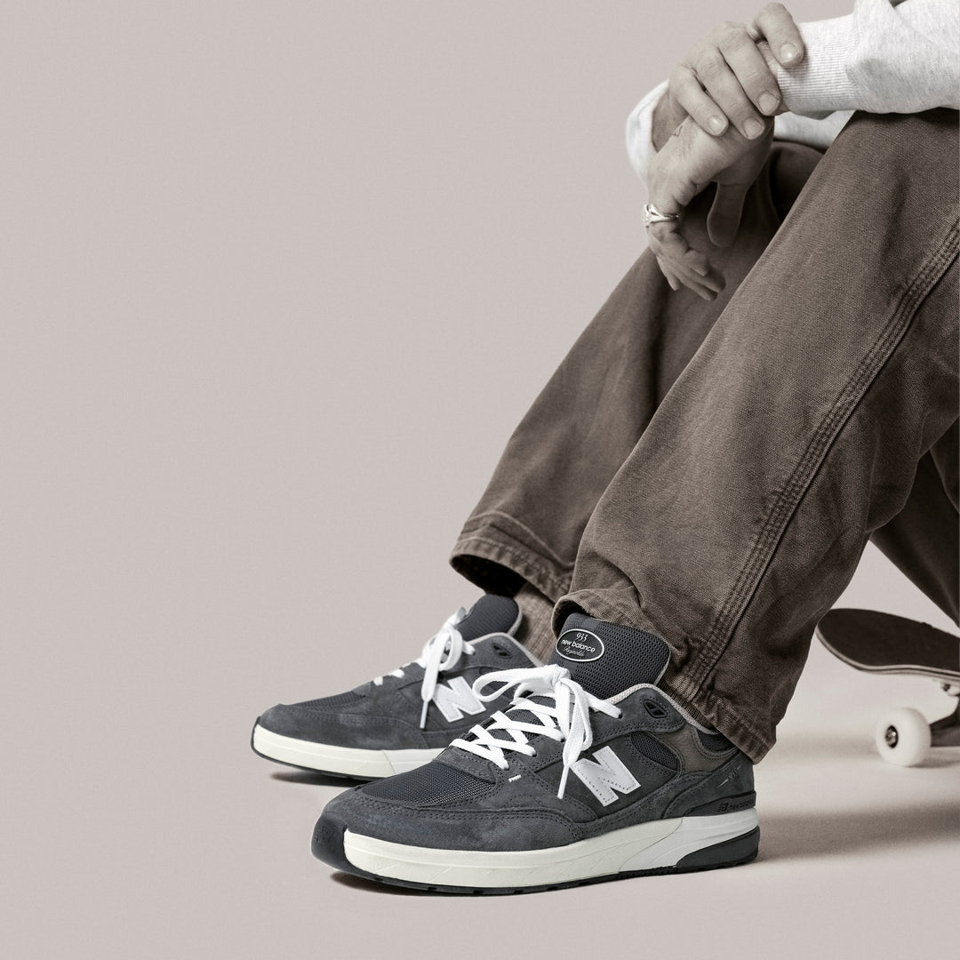 New Balance Andrew Reynolds 933 (Grey Day)