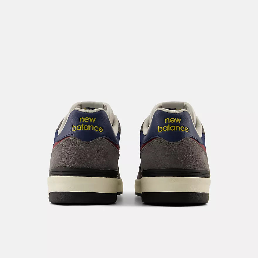 new balance on heel