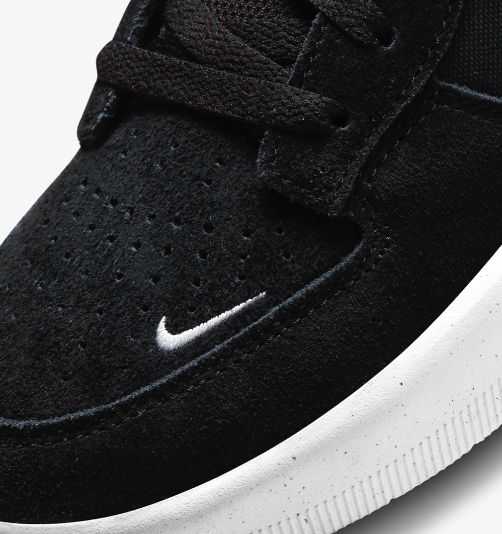 Nike SB Force 58 Black White 11