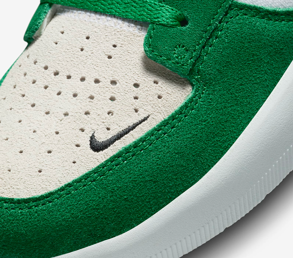 Nike SB â Kinetic / Nocturnal