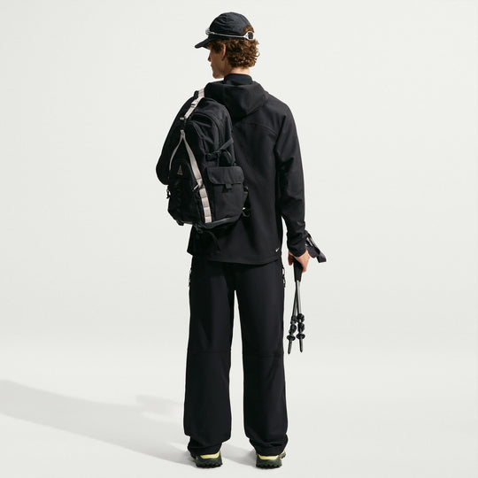 Nike ACG Cloud Trekker Full-Zip Hiking Jacket (Black/Summit White)