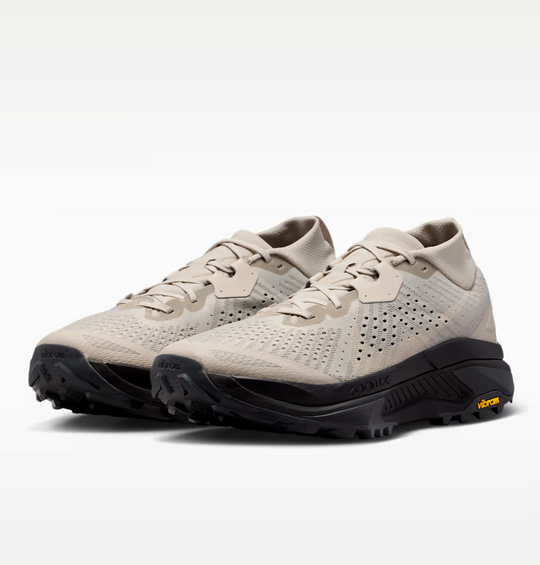Nike ACG Zegama Trail (Cream/Lt Orewood Brown /Black-Anthracite)