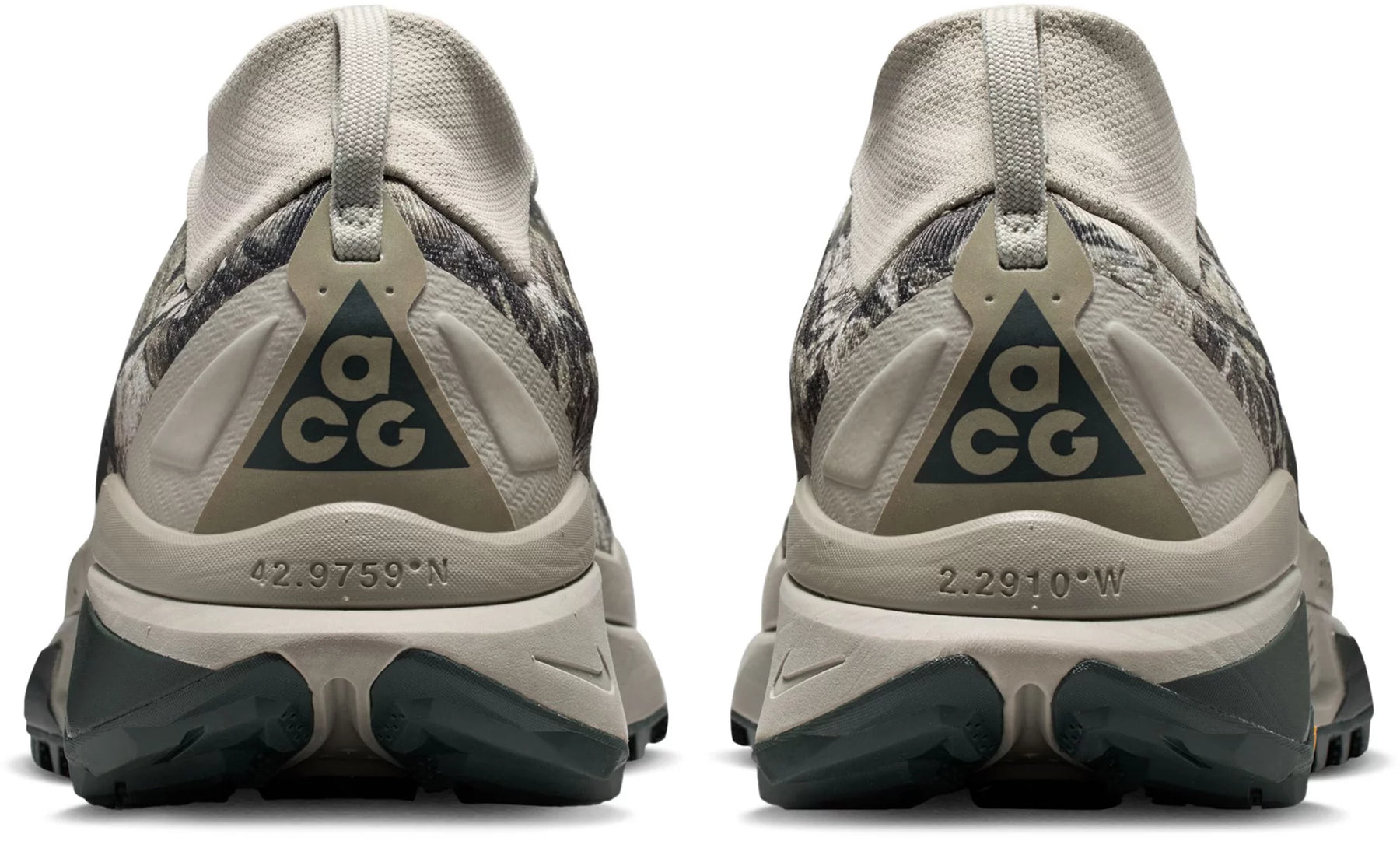 シーク Nike ACG Zegama Trail (Spruce Fog/Sea Glass/Black/Black Spruce