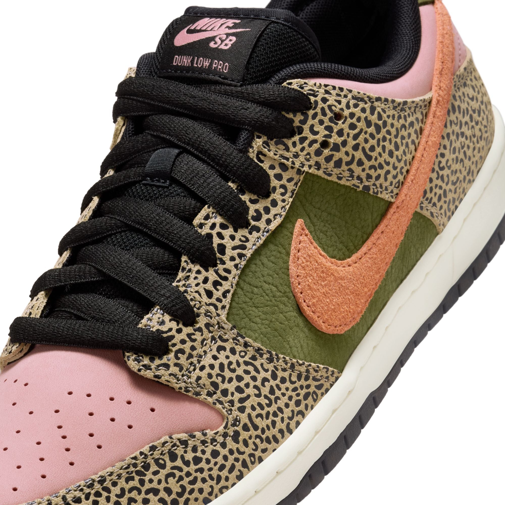 Arts Rec × Nike SB Dunk Low Nike SB Dunk Low Pro x Arts-Rec Skateshop 'Rust Pink and