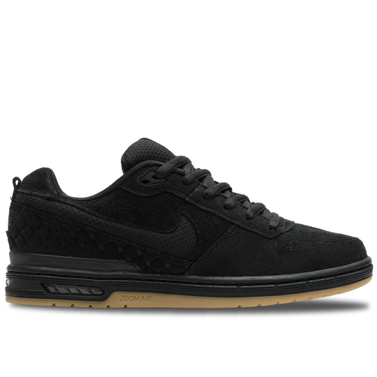 black nike sb prod with gumsole

