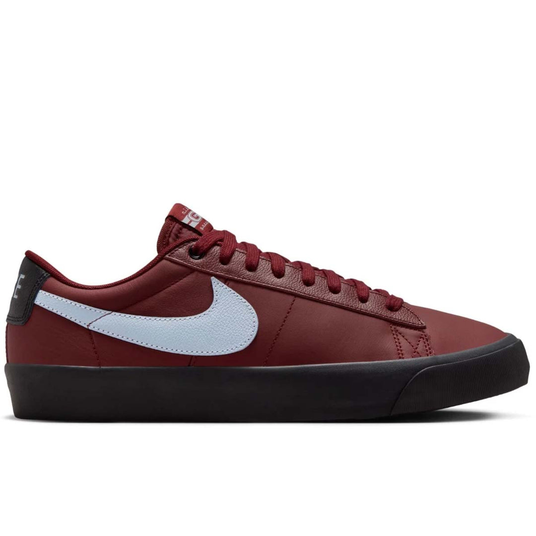 Nike SB Zoom Blazer Low Pro GT ISO (Dark Team Red/LT Armory Blue)