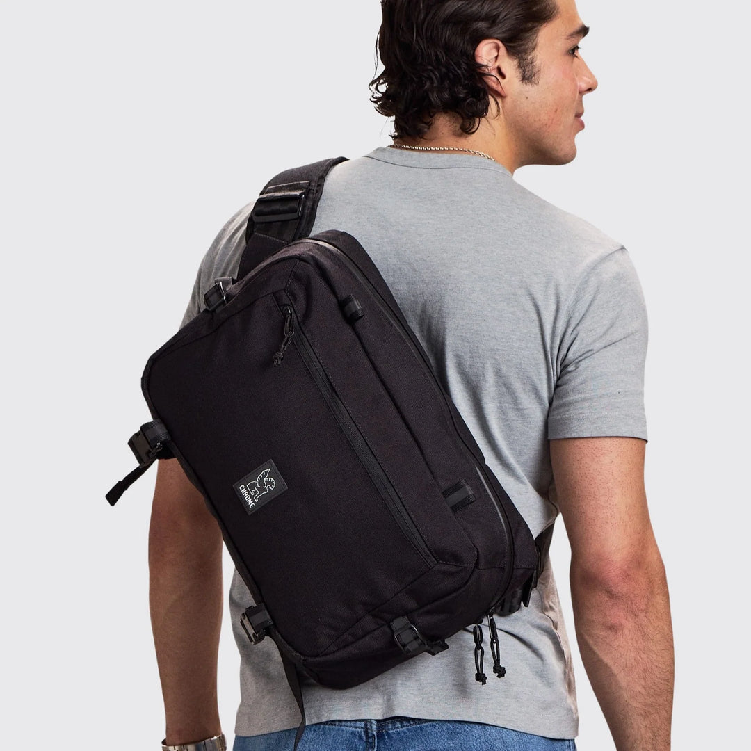 Chrome Industries Kadet Max Sling Bag (BLACK)