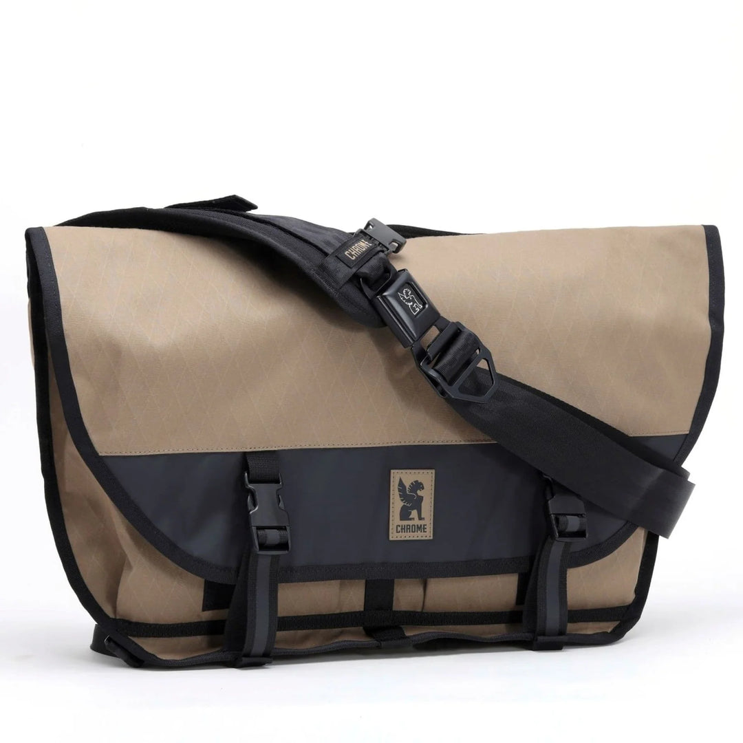 Chrome Industries Citizen 15L Messenger Bag