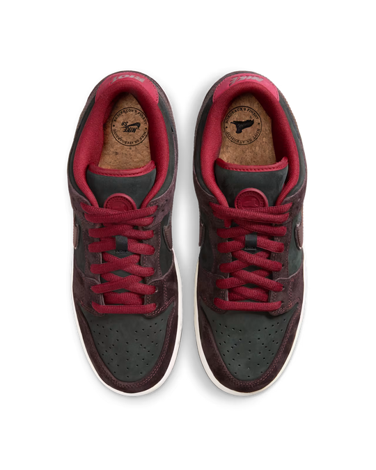 Nike SB x Riot Skateshop Dunk Low Pro
