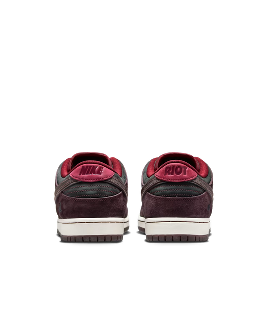 Nike SB x Riot Skateshop Dunk Low Pro