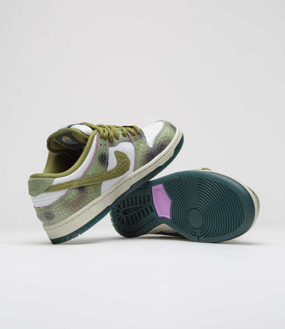 Nike SB Dunk Low Pro (Alexis Sablone Chameleon)