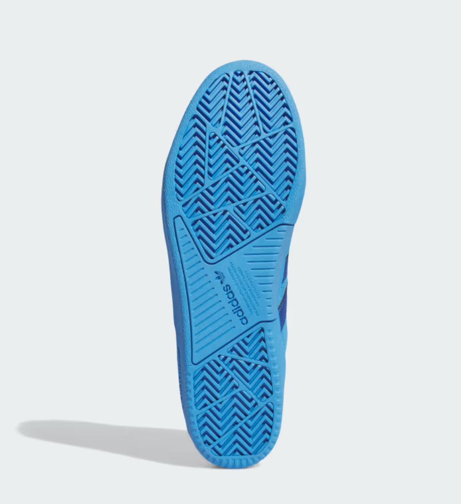 tonal multi tread sole